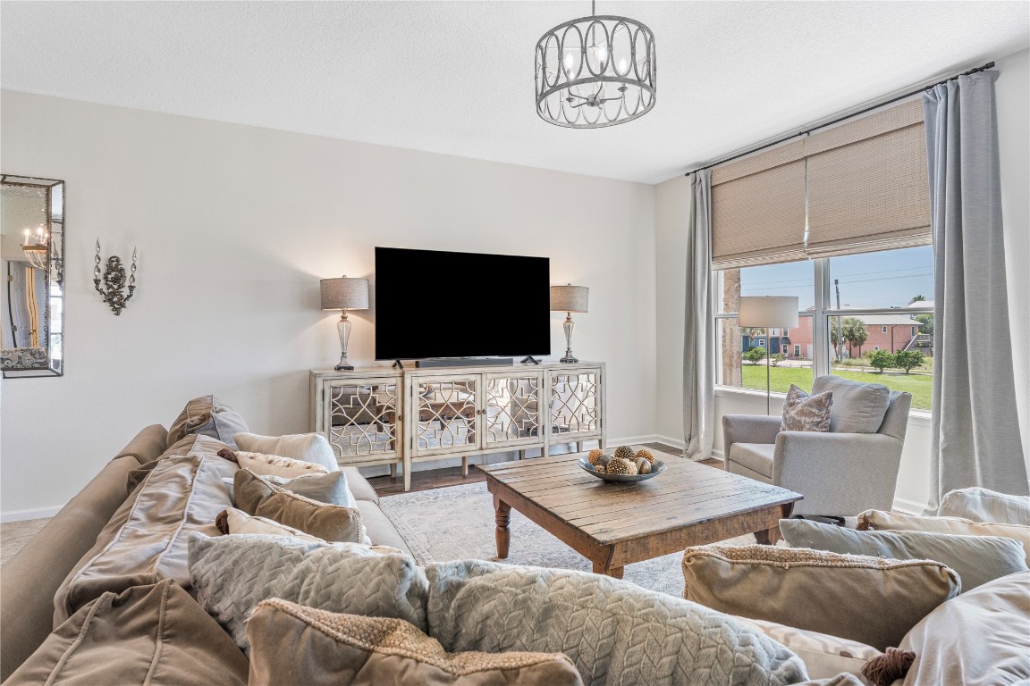Fernandina Beach, Florida, 32034, United States, 3 Bedrooms Bedrooms, ,2 BathroomsBathrooms,Residential,For Sale,1873254
