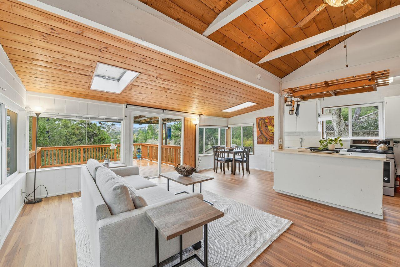 La Honda, California, 94020, United States, 1 Bedroom Bedrooms, ,1 BathroomBathrooms,Residential,For Sale,1989093