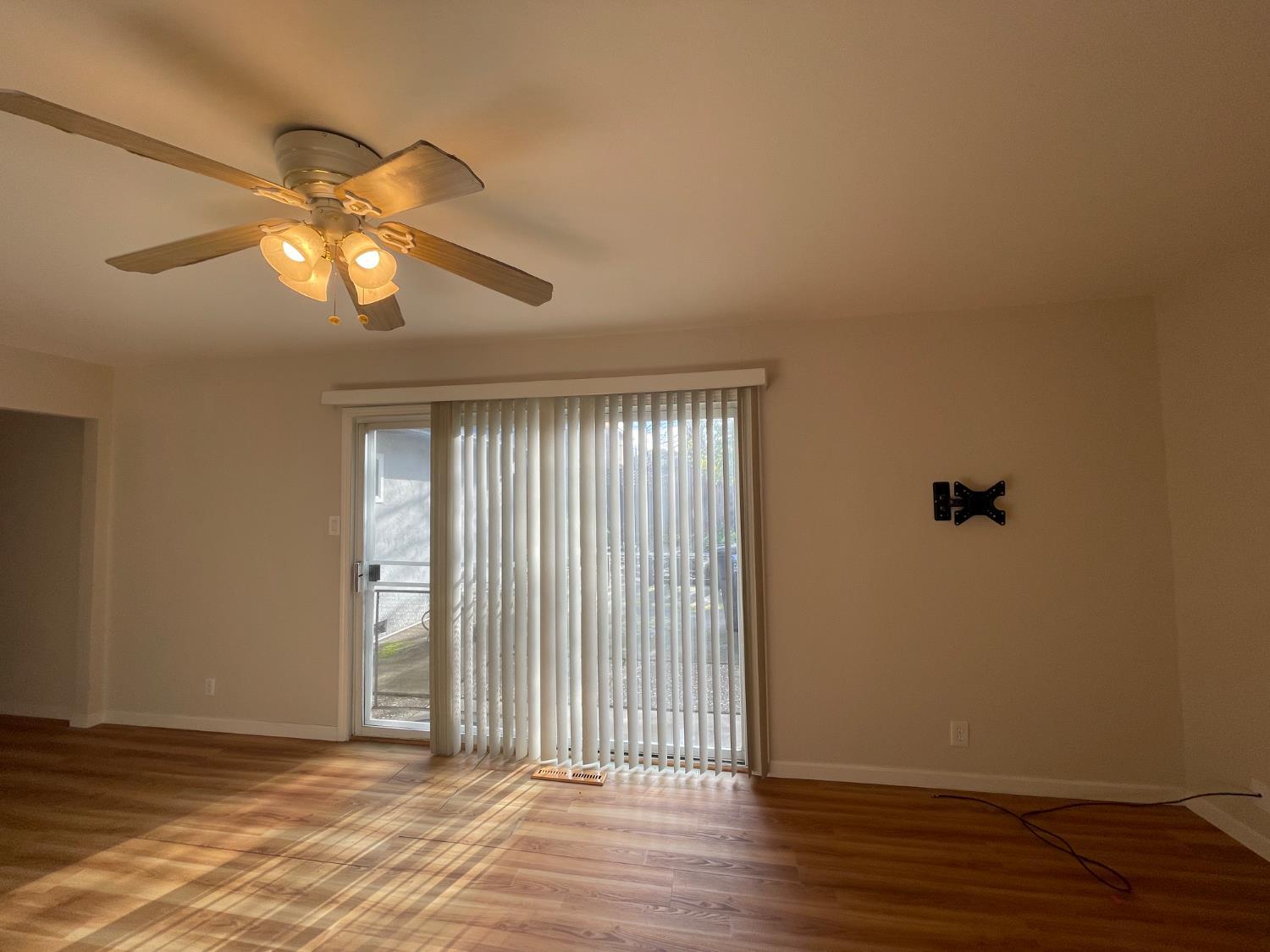 Concord, California, 94521, United States, 3 Bedrooms Bedrooms, ,2 BathroomsBathrooms,Residential,For Sale,2005120