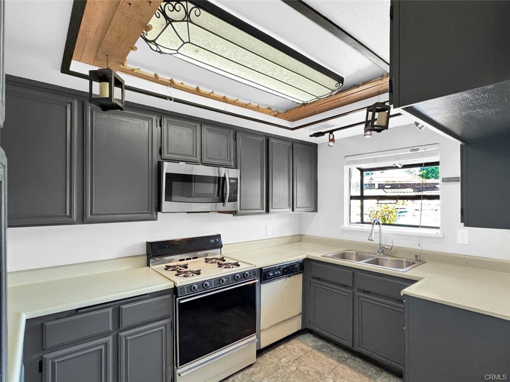 Santa Fe Springs, California, 90670, United States, 3 Bedrooms Bedrooms, ,2 BathroomsBathrooms,Residential,For Sale,1987363