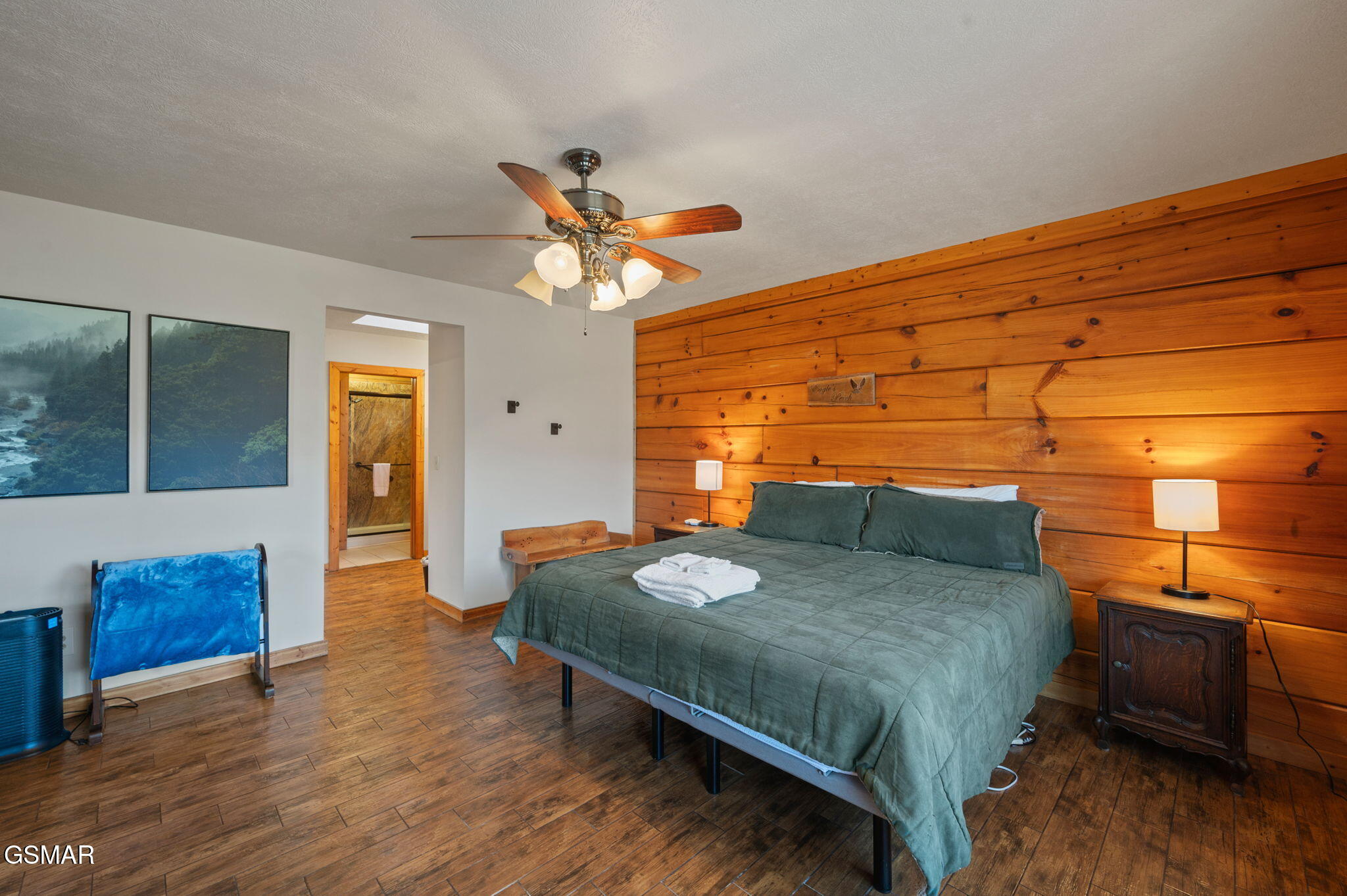 Gatlinburg, Tennessee, 37738, United States, 3 Bedrooms Bedrooms, ,3 BathroomsBathrooms,Residential,For Sale,1977733