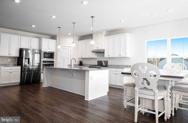 Bel Air, Maryland, 21014, United States, 6 Bedrooms Bedrooms, ,5 BathroomsBathrooms,Residential,For Sale,1989341