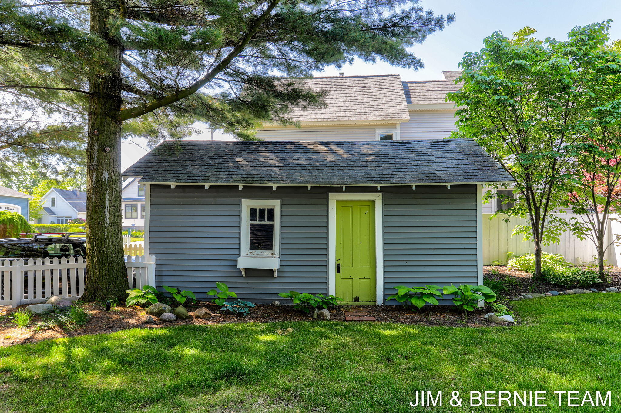 Holland, Michigan, 49423, United States, 3 Bedrooms Bedrooms, ,2 BathroomsBathrooms,Residential,For Sale,1827568