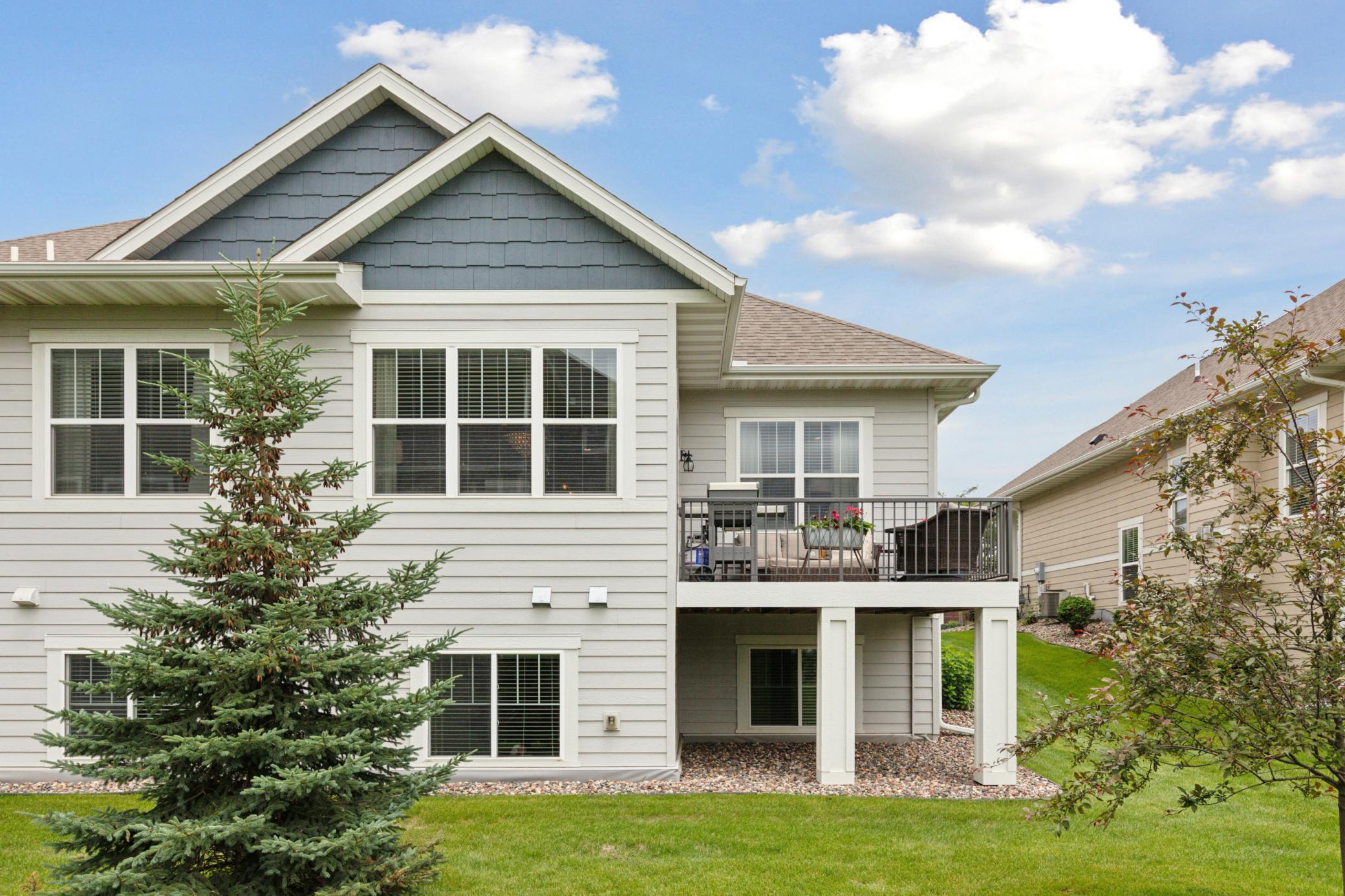 Lakeville, Minnesota, 55044, United States, 3 Bedrooms Bedrooms, ,2 BathroomsBathrooms,Residential,For Sale,1971412