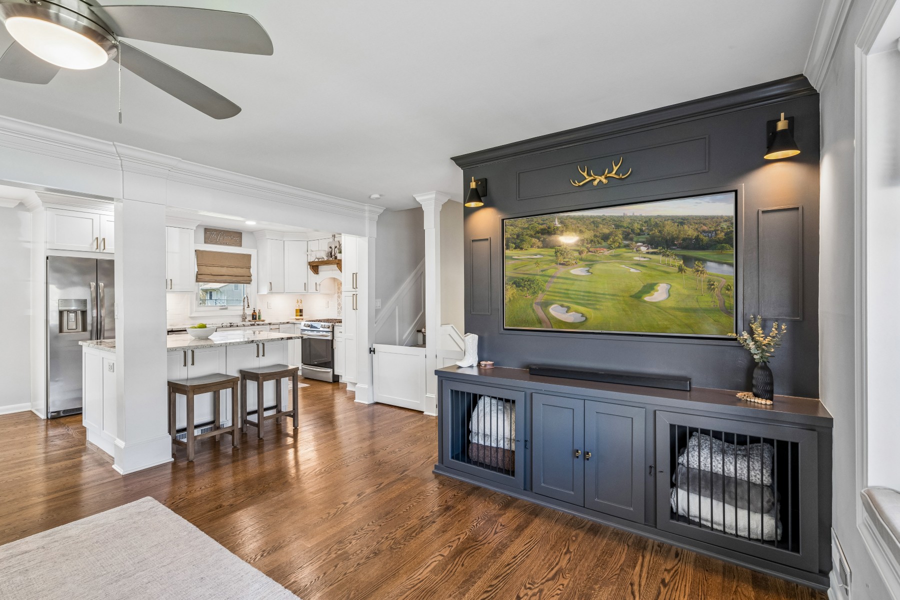  Immaculate and Updated Split Level Residence - 物件實景