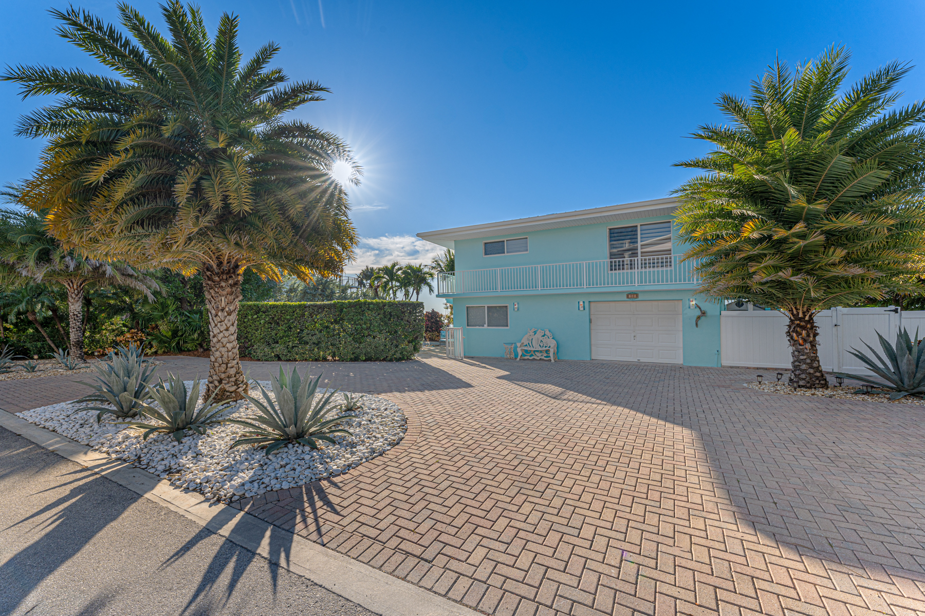 182 Bayview Drive, Islamorada