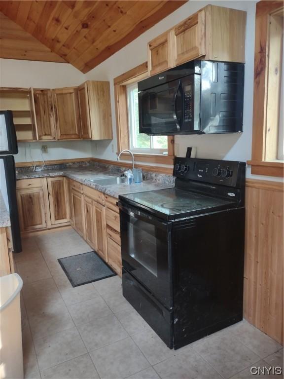2704 State Route 28, Webb, New York, 13472, United States, 7 Bedrooms Bedrooms, ,4 BathroomsBathrooms,Residential,For Sale,2704 State Route 28,1609453