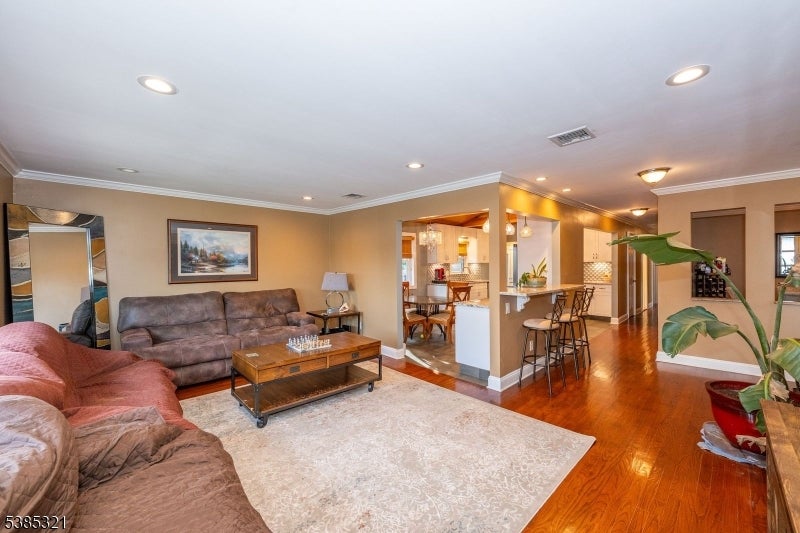 Paterson City, New Jersey, 07502, United States, 3 Bedrooms Bedrooms, ,3 BathroomsBathrooms,Residential,For Sale,1981357