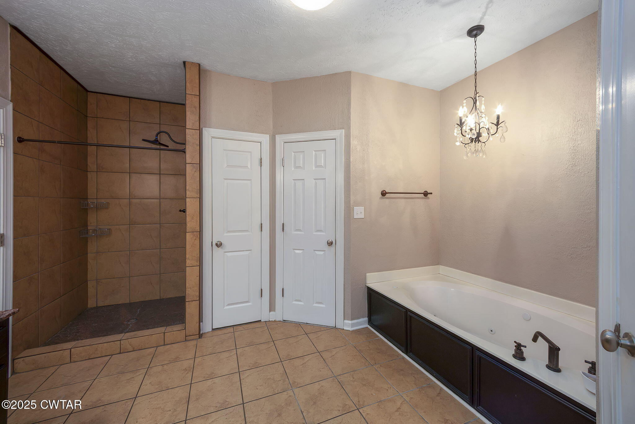 Jackson, Tennessee, 38305, United States, 4 Bedrooms Bedrooms, ,3 BathroomsBathrooms,Residential,For Sale,1929723