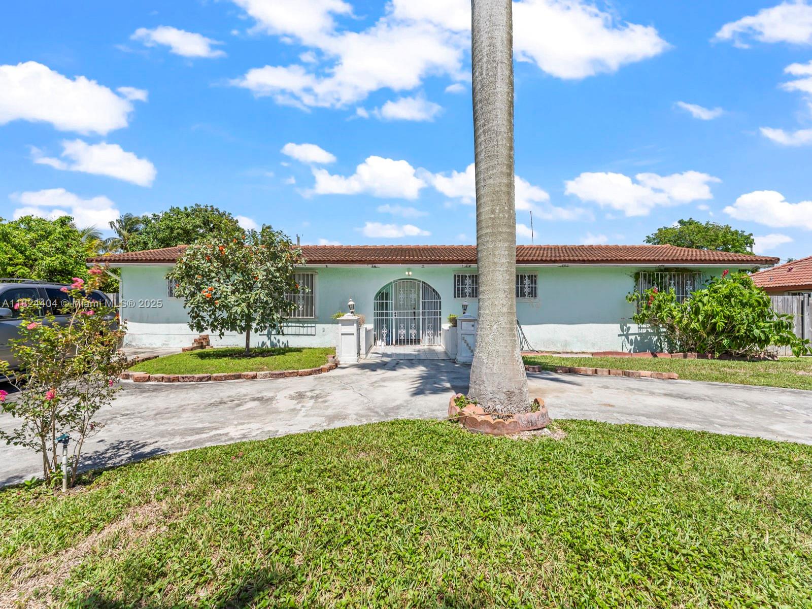 Palmetto Bay, Florida, 33157, United States, 3 Bedrooms Bedrooms, ,3 BathroomsBathrooms,Residential,For Sale,1867576