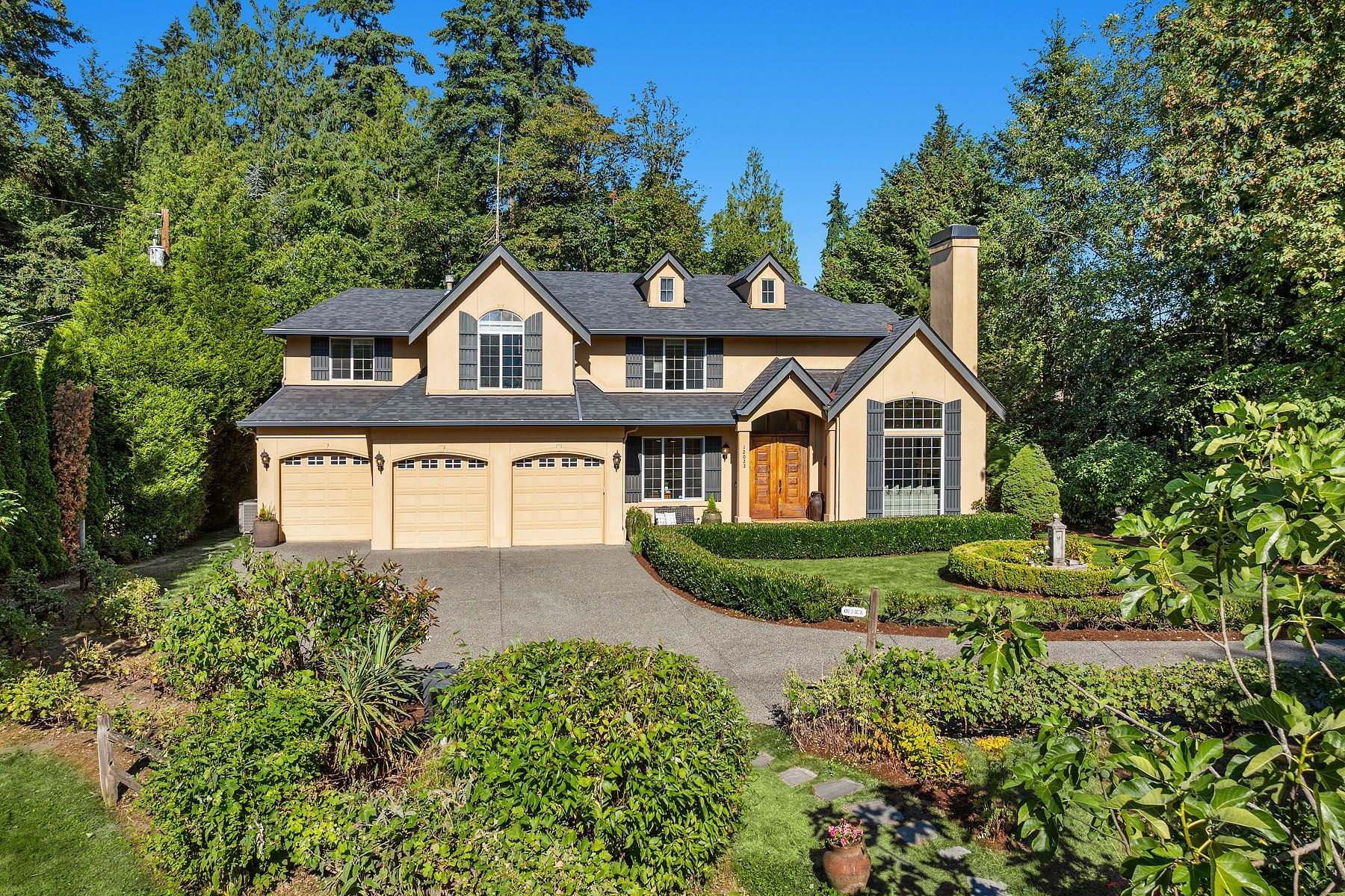  12022 NE 97th Street, Kirkland, WA 98033 - 物件實景