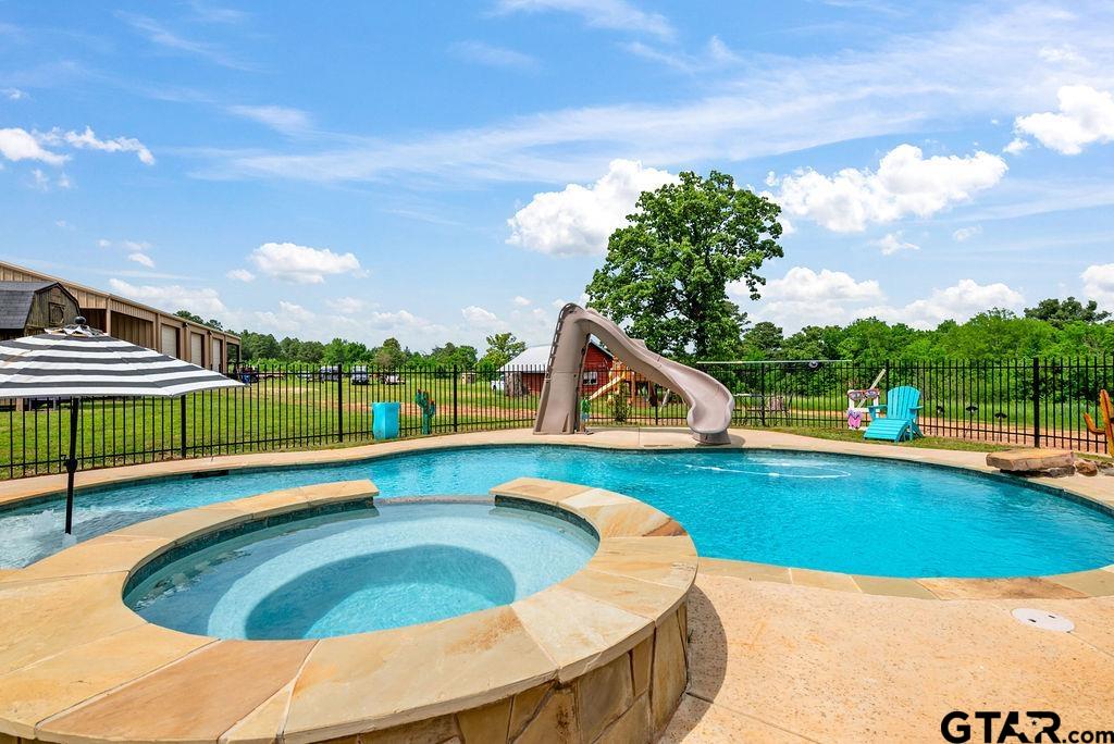1475 FM 49, Mineola, Texas, 75773, United States, 4 Bedrooms Bedrooms, ,3 BathroomsBathrooms,Residential,For Sale,1475 FM 49,1673387