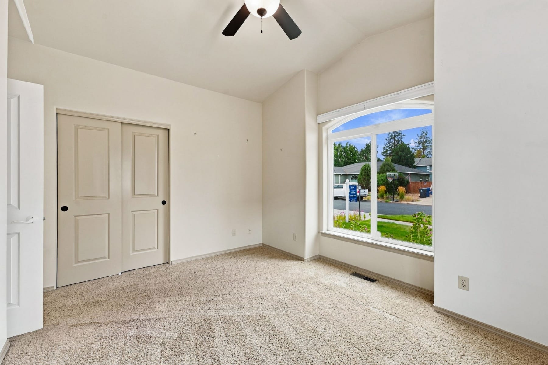 2234 SE Pilatus Lane Bend, OR 97702 - 物件實景