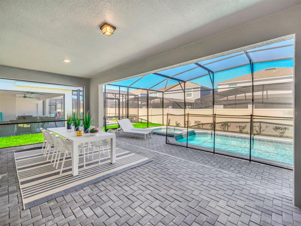 Davenport, Florida, 33897, United States, 10 Bedrooms Bedrooms, ,8 BathroomsBathrooms,Residential,For Sale,1736940