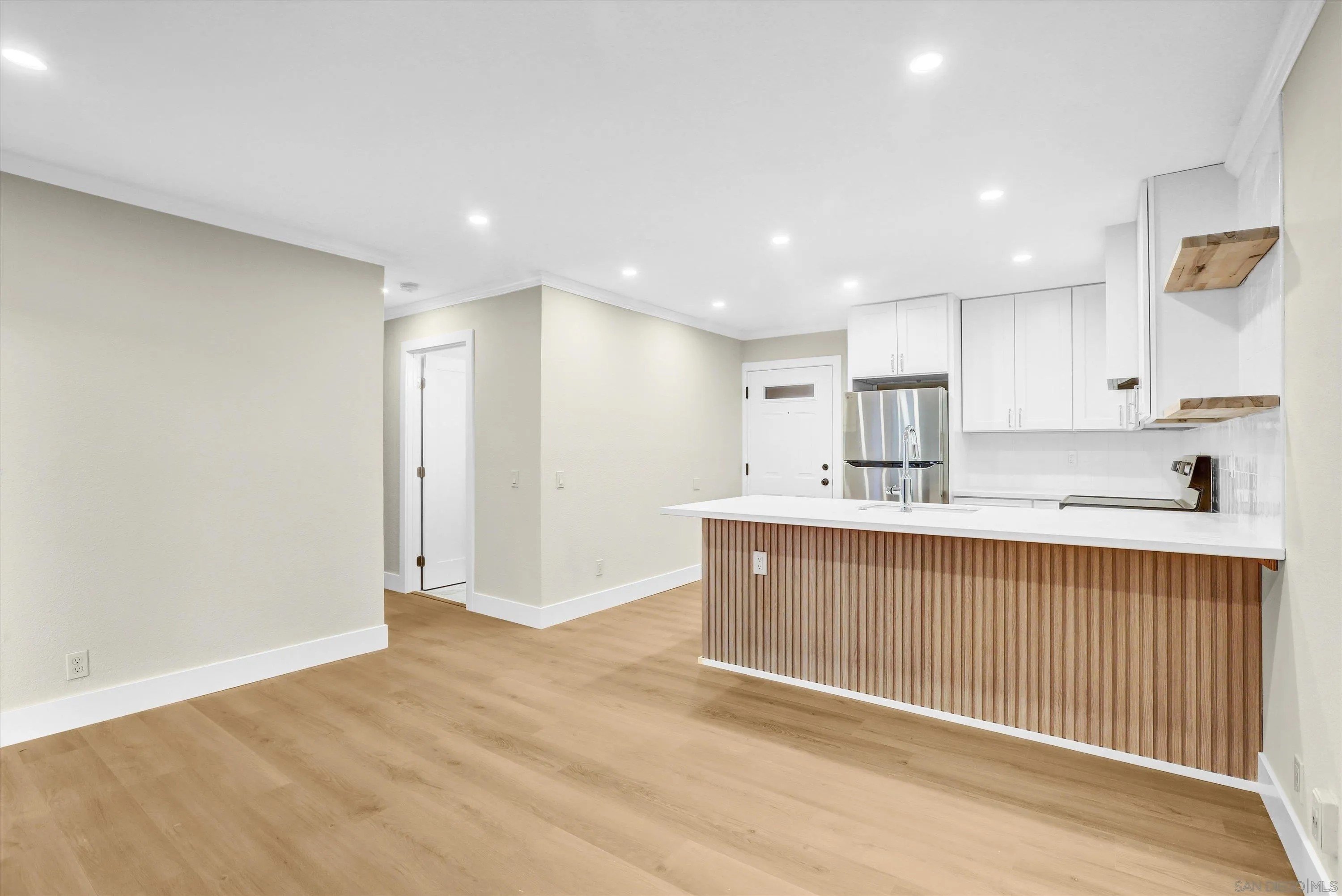 San Diego, California, 92107, United States, 2 Bedrooms Bedrooms, ,1 BathroomBathrooms,Residential,For Sale,1874558