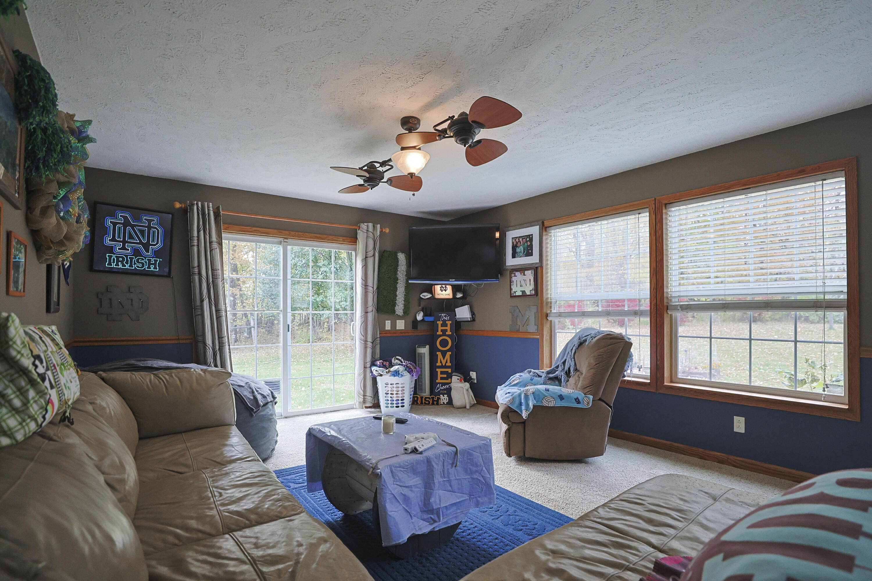 Cassopolis, Michigan, 49031, United States, 3 Bedrooms Bedrooms, ,2 BathroomsBathrooms,Residential,For Sale,1987063