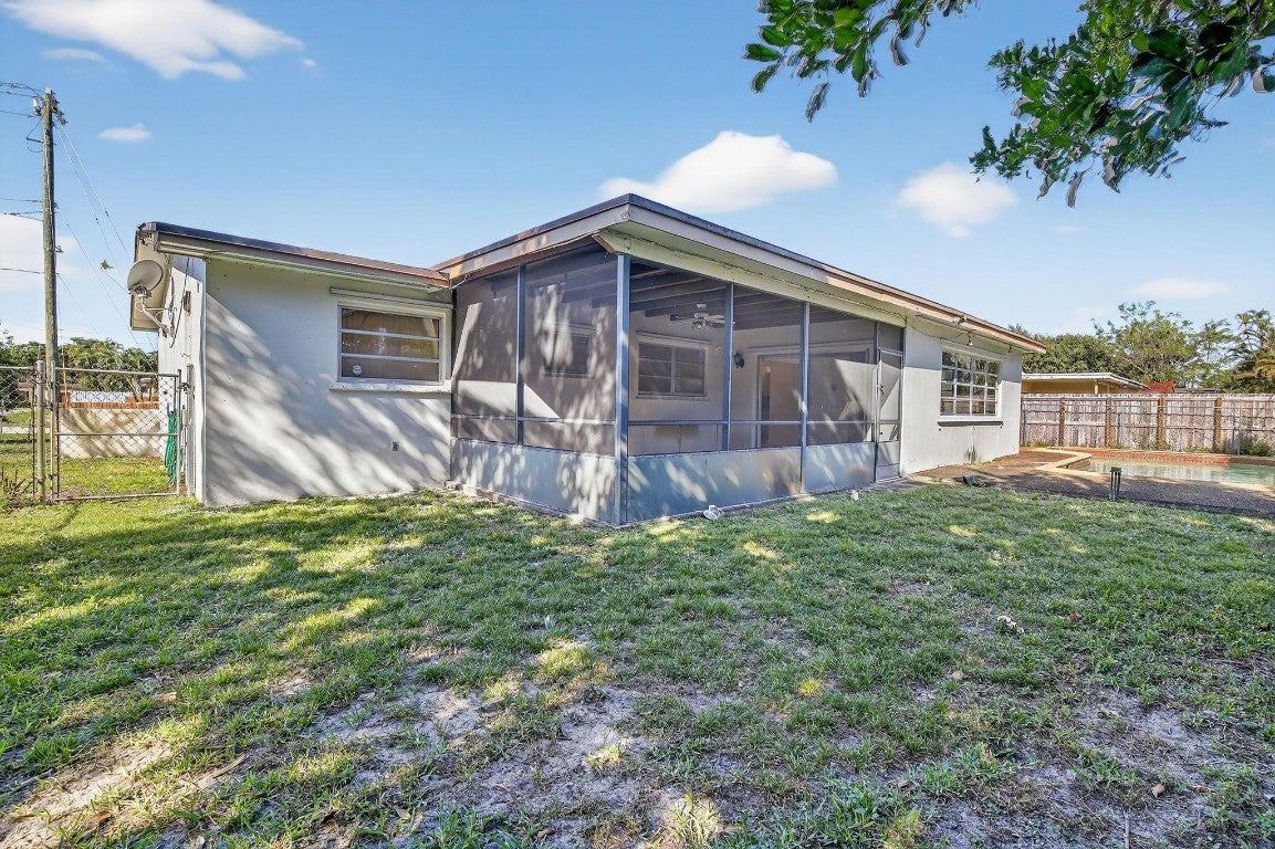 Pembroke Pines, Florida, 33024, United States, 3 Bedrooms Bedrooms, ,2 BathroomsBathrooms,Residential,For Sale,2005979