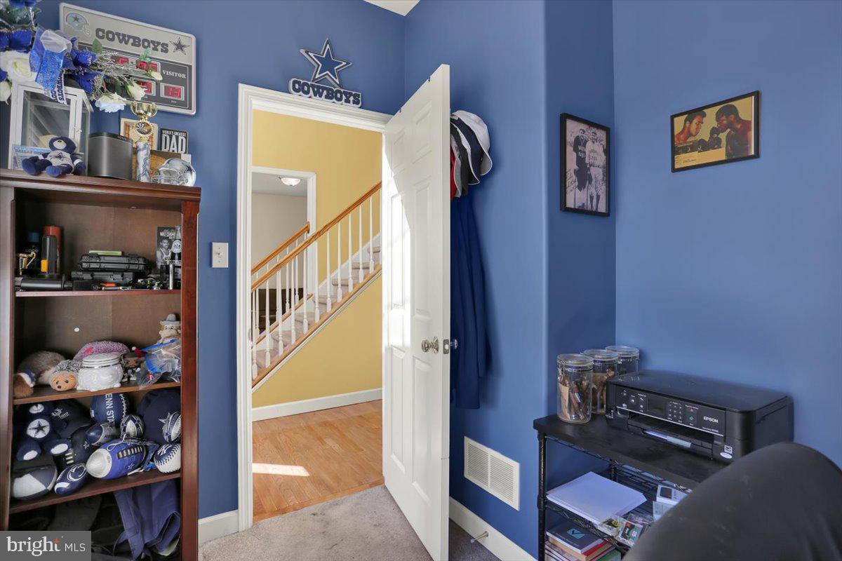 Reading, Pennsylvania, 19606, United States, 4 Bedrooms Bedrooms, ,4 BathroomsBathrooms,Residential,For Sale,1947941