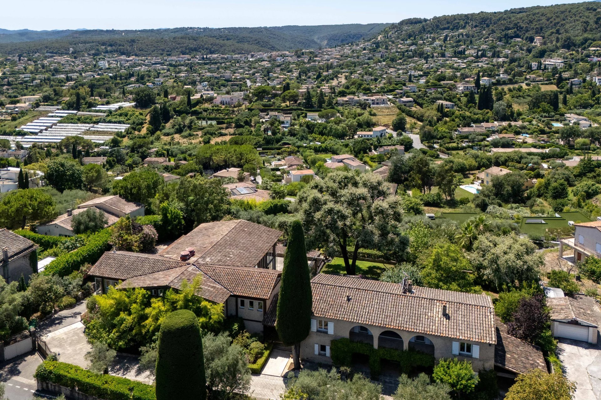 Saint-Paul-de-Vence, Provence-Alpes-Côte d’Azur, 06570, FR, 5 Bedrooms Bedrooms, ,Residential,For Sale,1895395