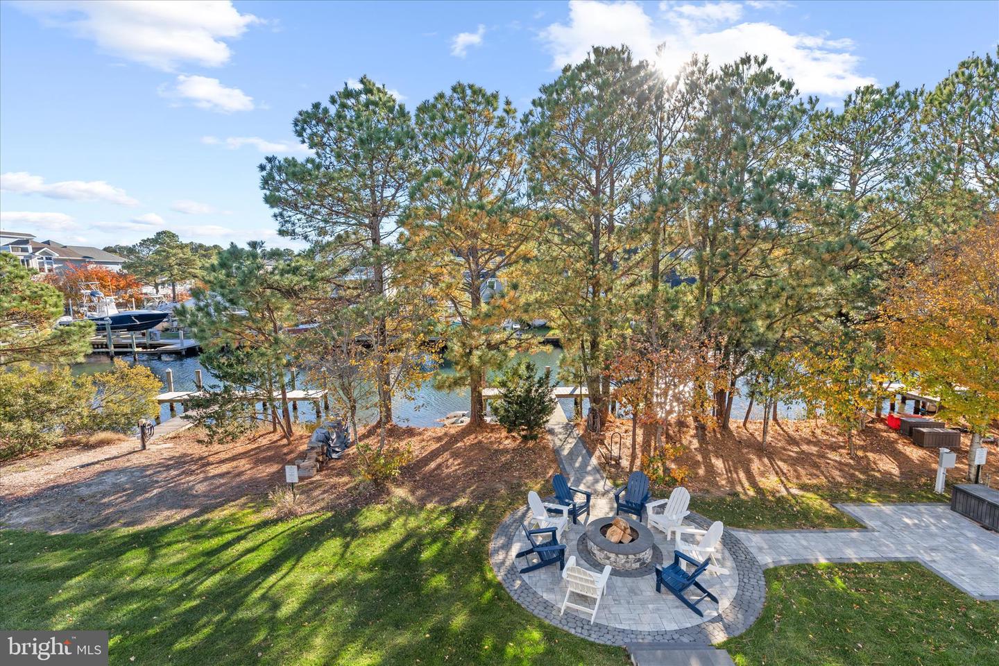 Berlin, Maryland, 21811, United States, 5 Bedrooms Bedrooms, ,4 BathroomsBathrooms,Residential,For Sale,1989737