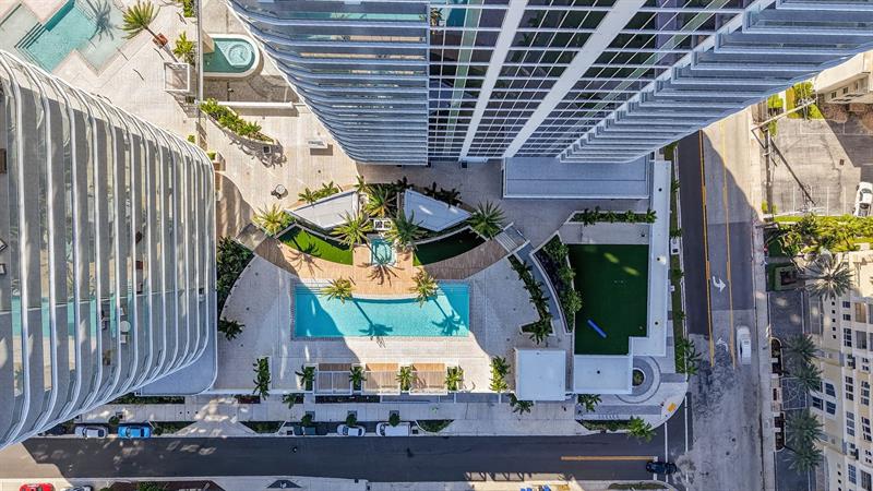 Fort Lauderdale, Florida, 33304, United States, 2 Bedrooms Bedrooms, ,4 BathroomsBathrooms,Residential,For Sale,2002084