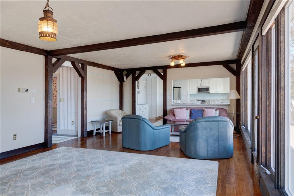 Portsmouth, Rhode Island, 02871, United States, 4 Bedrooms Bedrooms, ,5 BathroomsBathrooms,Residential,For Sale,1909701