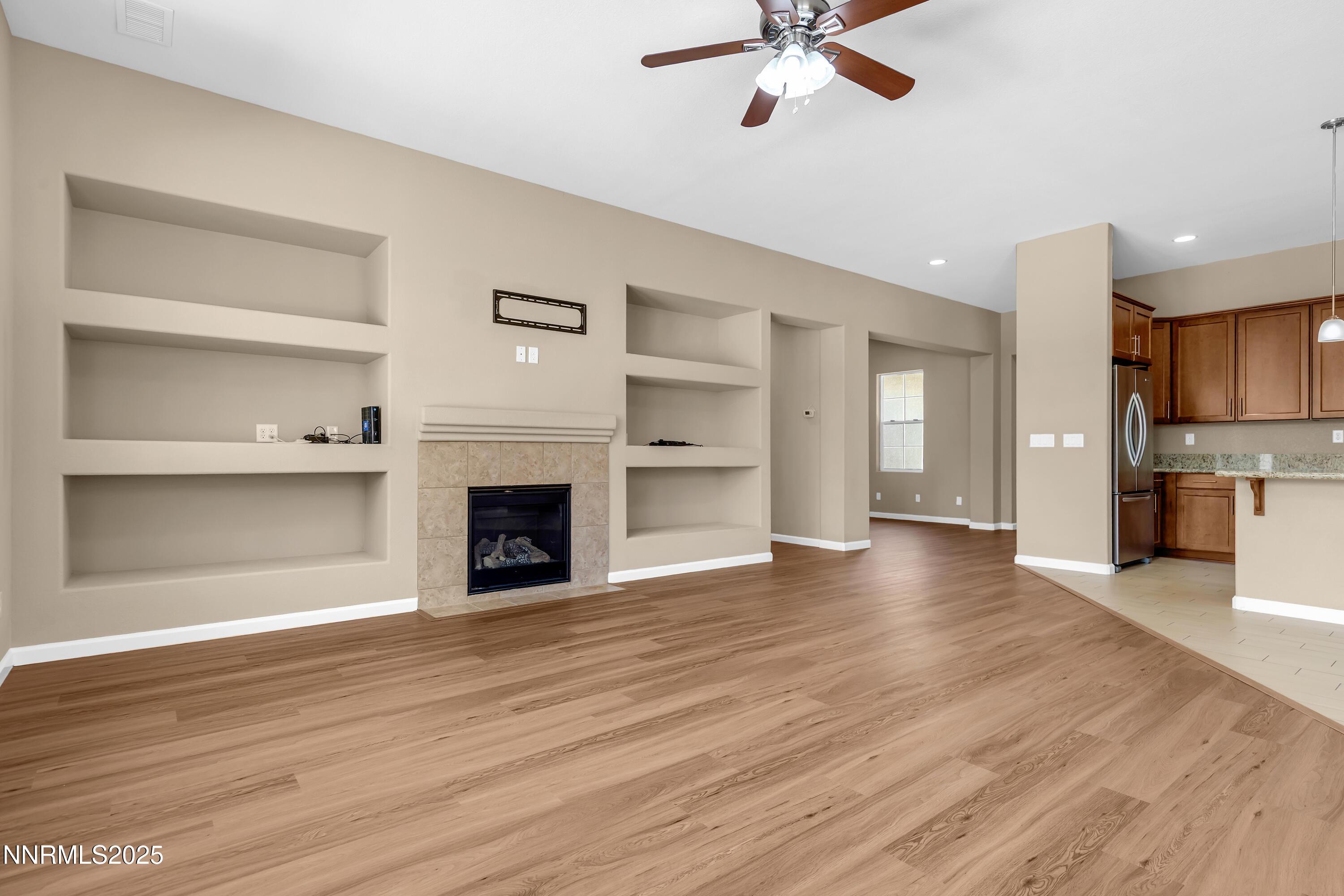 Sparks, Nevada, 89441, United States, 3 Bedrooms Bedrooms, ,3 BathroomsBathrooms,Residential,For Sale,1919835