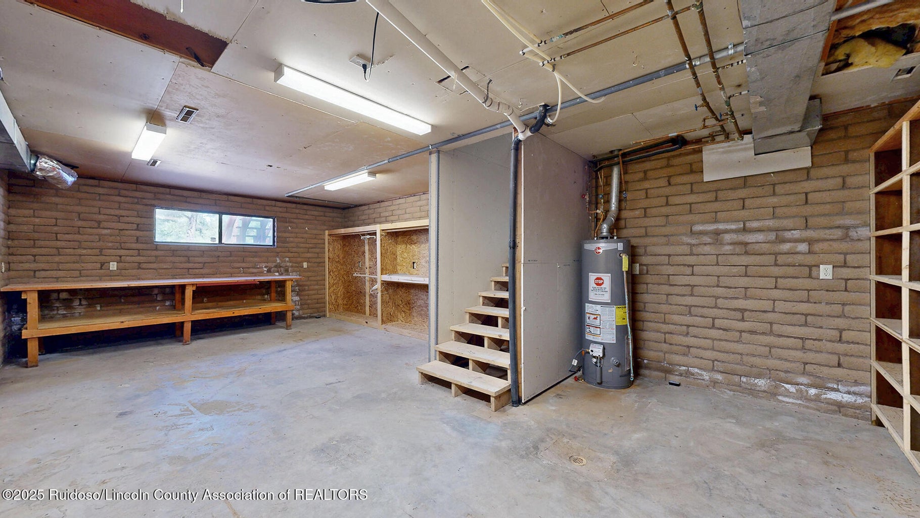 Ruidoso, New Mexico, 88345, United States, 3 Bedrooms Bedrooms, ,3 BathroomsBathrooms,Residential,For Sale,1826738