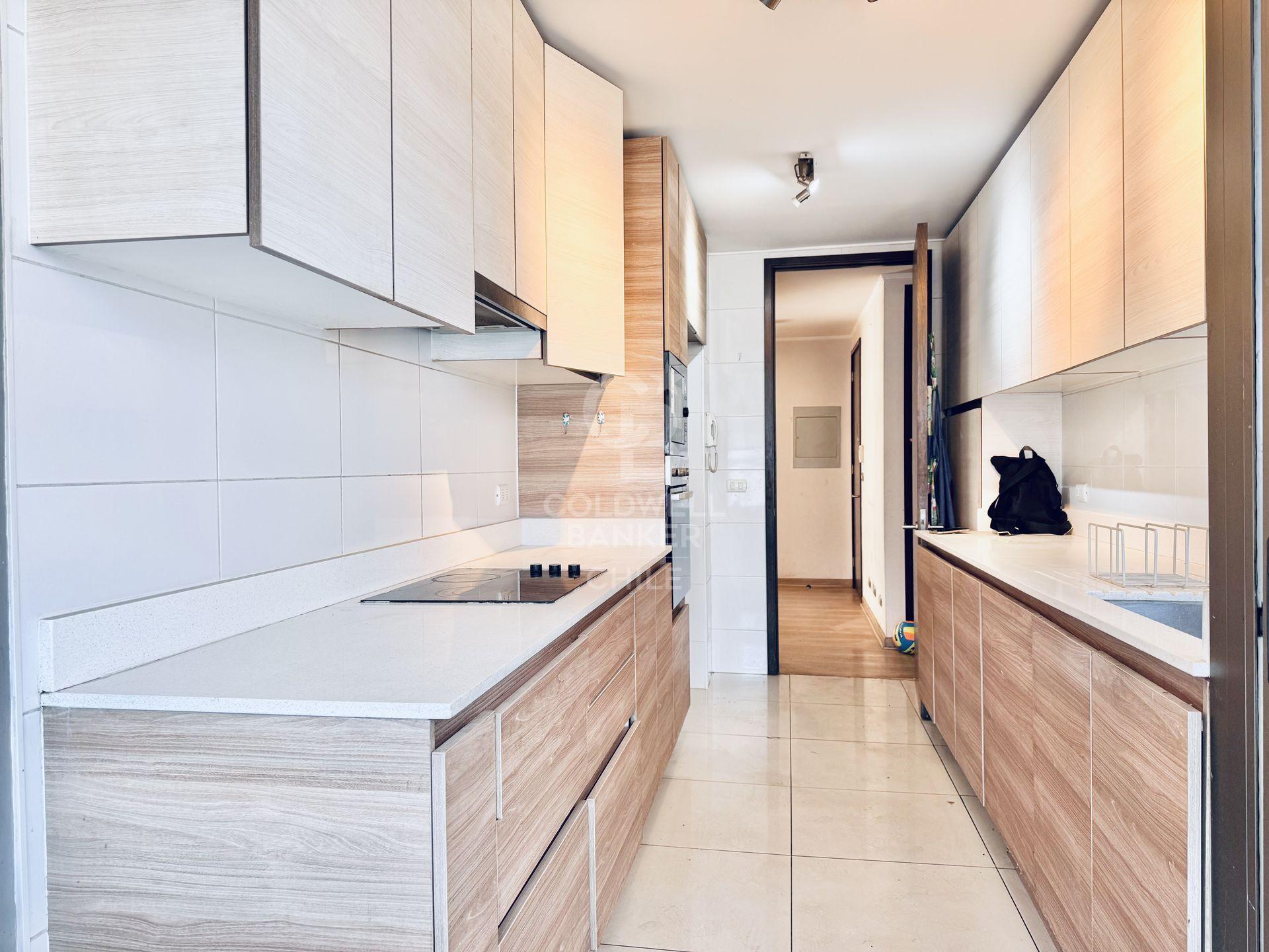 Las Condes, Chile, 4 Bedrooms Bedrooms, ,3 BathroomsBathrooms,Residential,For Sale,1859917