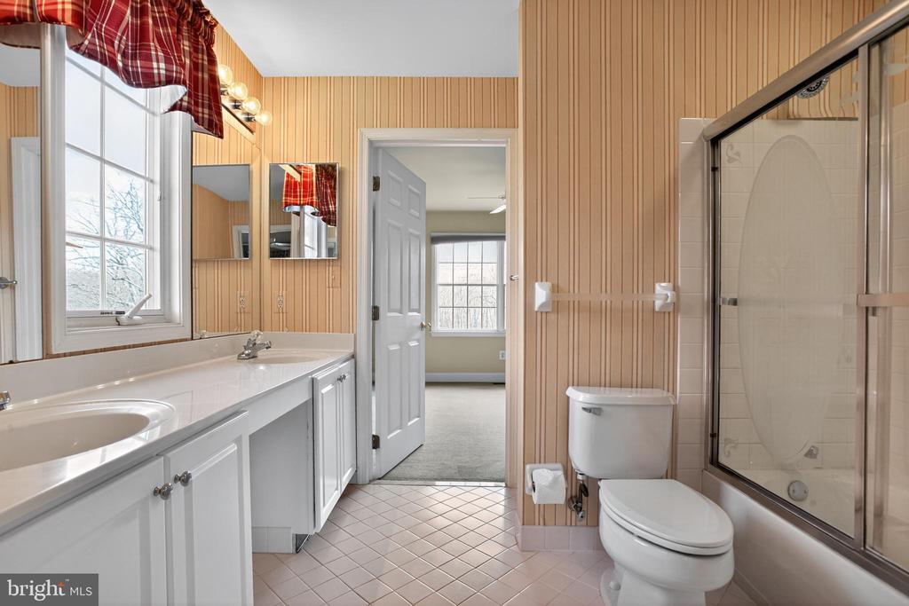 New Hope, Pennsylvania, 18938, United States, 4 Bedrooms Bedrooms, ,5 BathroomsBathrooms,Residential,For Sale,1994907