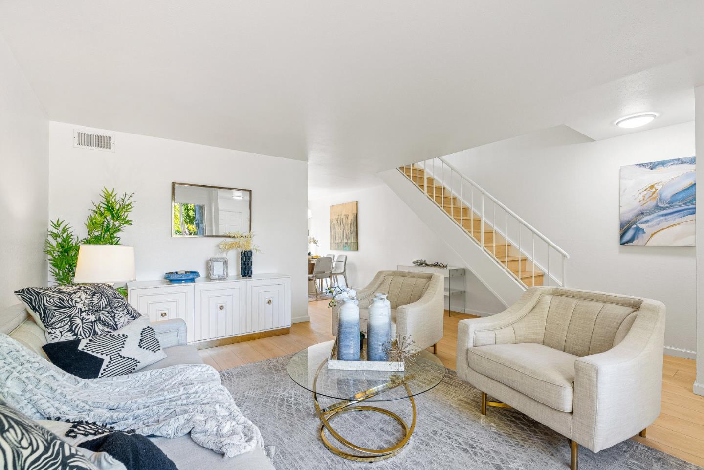 Sunnyvale, California, 94087, United States, 2 Bedrooms Bedrooms, ,2 BathroomsBathrooms,Residential,For Sale,1947978