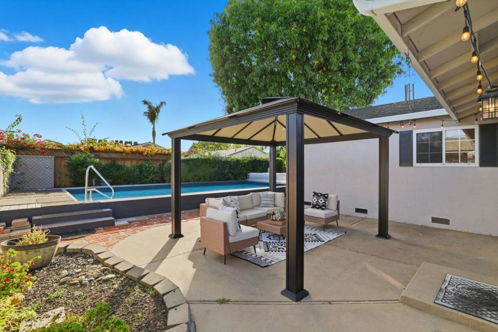 San Jose, California, 95123, United States, 3 Bedrooms Bedrooms, ,2 BathroomsBathrooms,Residential,For Sale,1975297