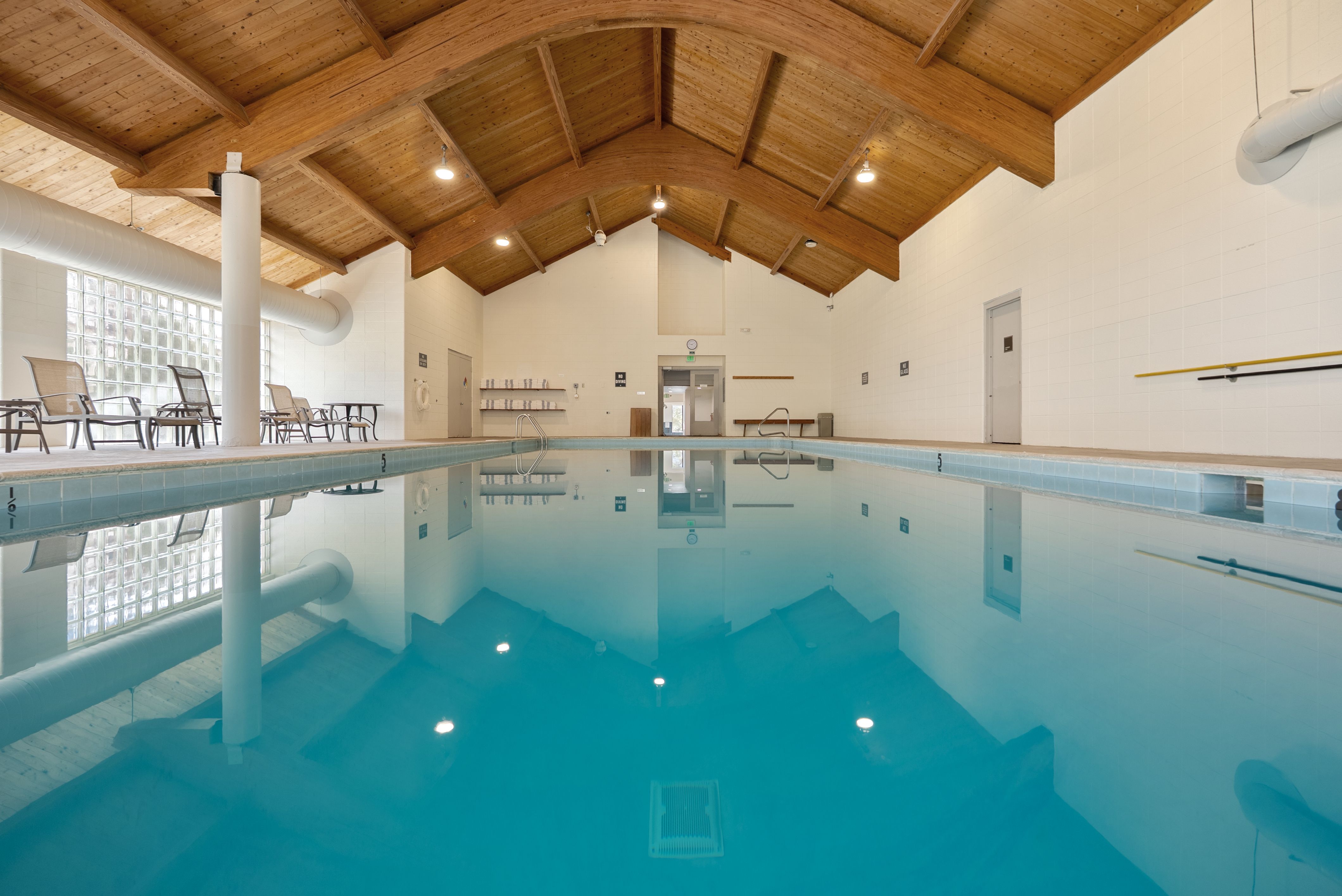  A Spacious and Light-filled Mountain Retreat - 物件實景