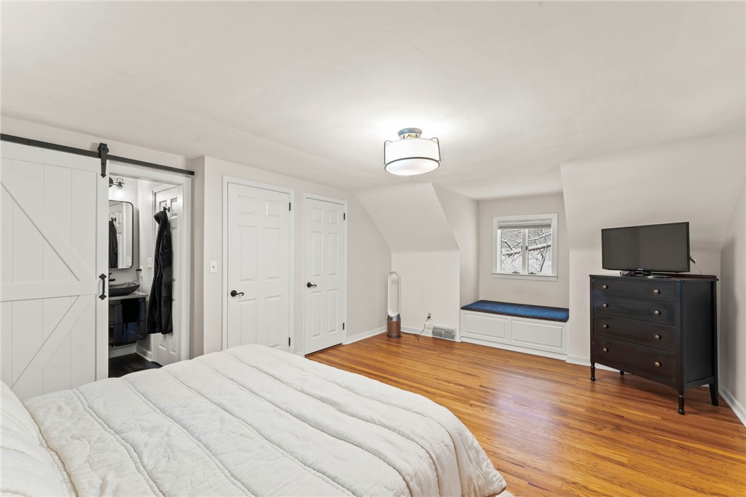 Venetia, Pennsylvania, 15367, United States, 3 Bedrooms Bedrooms, ,3 BathroomsBathrooms,Residential,For Sale,2001468