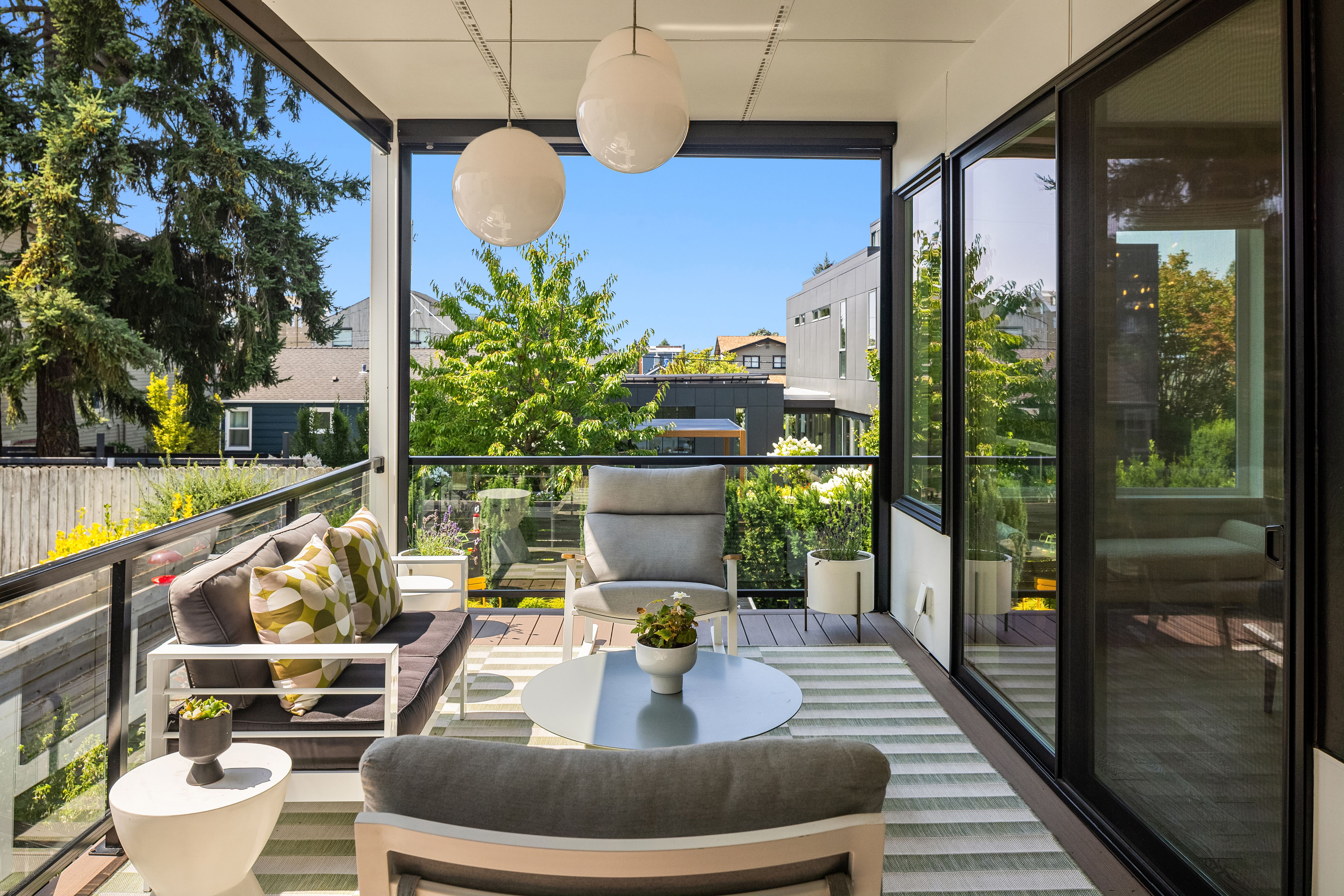  3215 39th Ave W, Seattle, WA 98199 - 物件實景