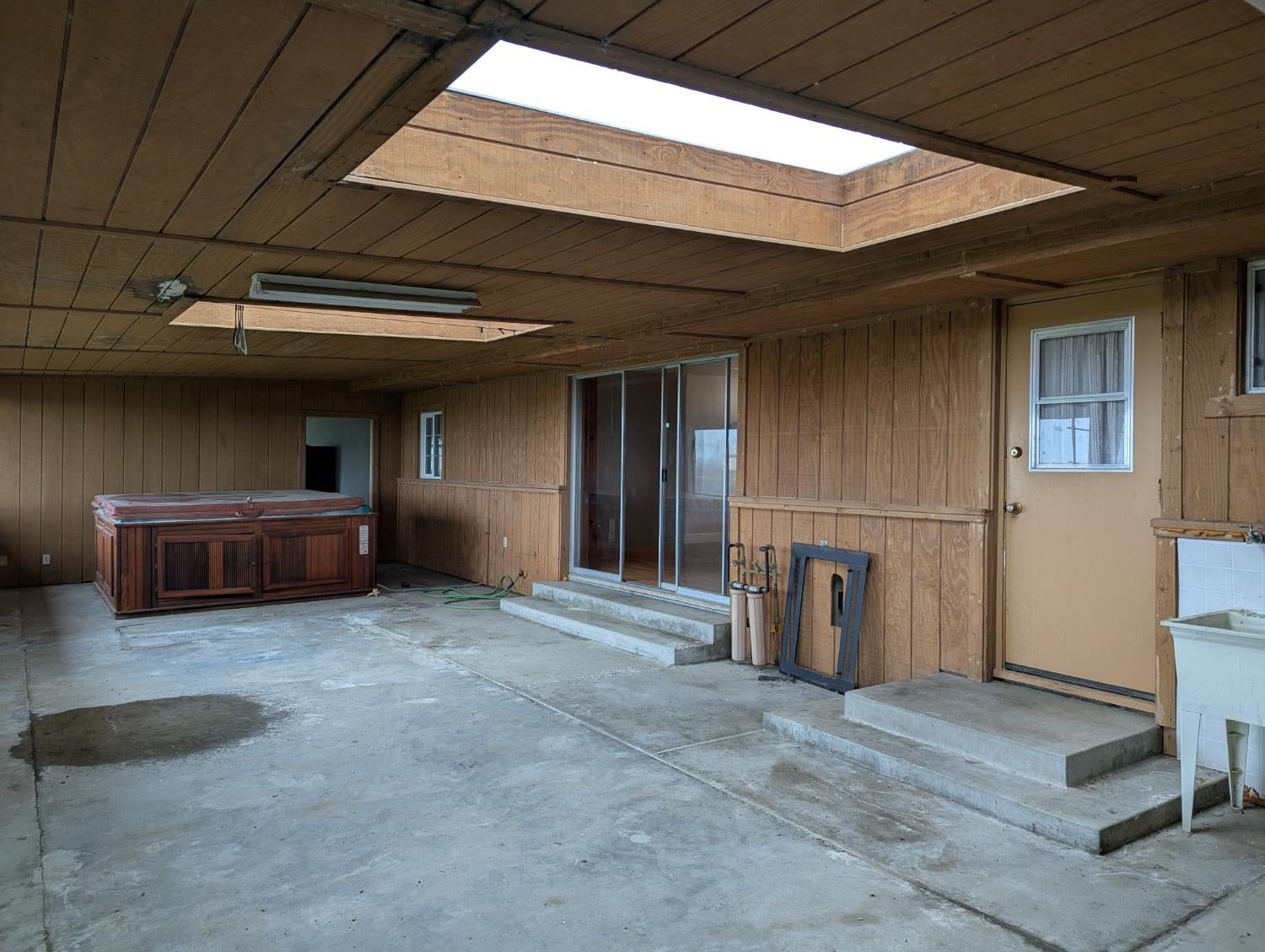 Stratford, California, 93266, United States, 4 Bedrooms Bedrooms, ,2 BathroomsBathrooms,Residential,For Sale,2012524
