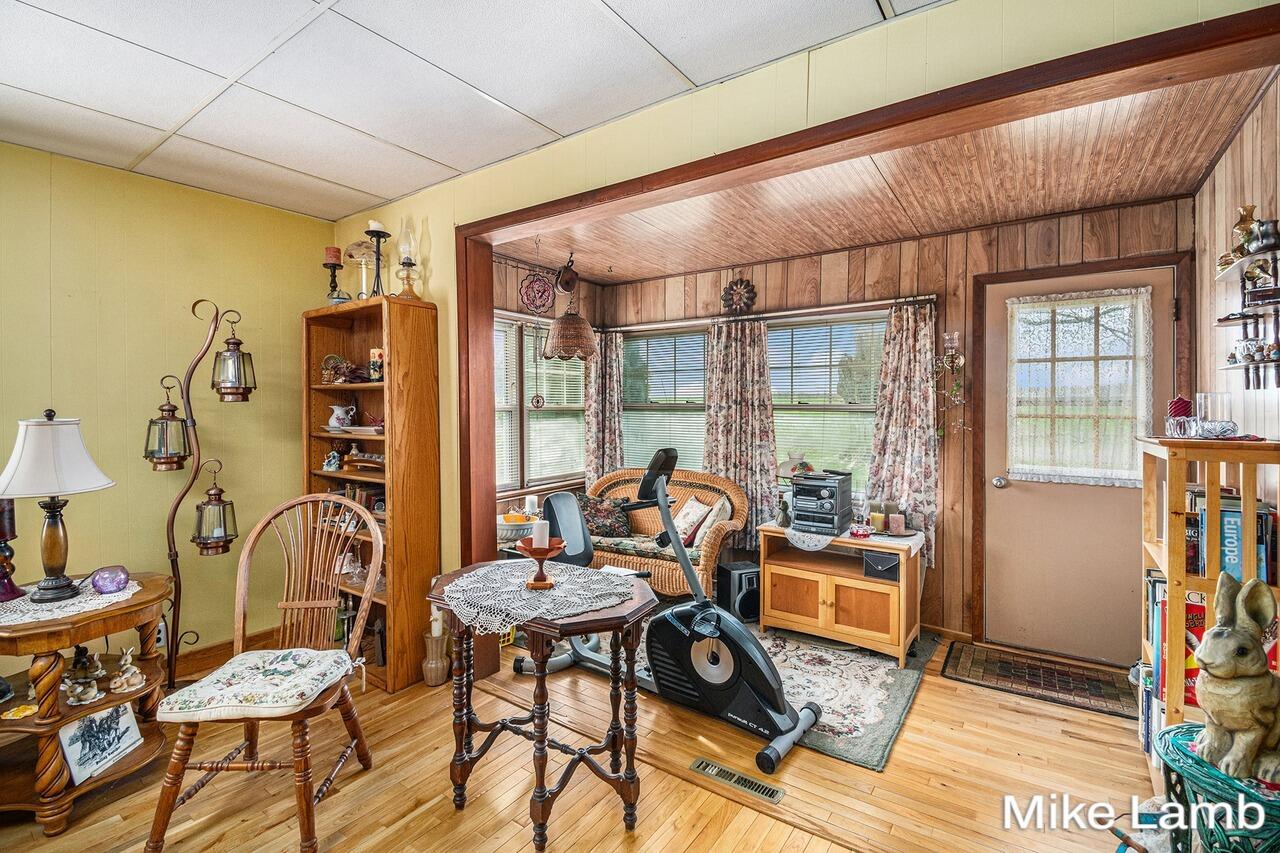 Kent City, Michigan, 49330, United States, 4 Bedrooms Bedrooms, ,1 BathroomBathrooms,Residential,For Sale,1793109