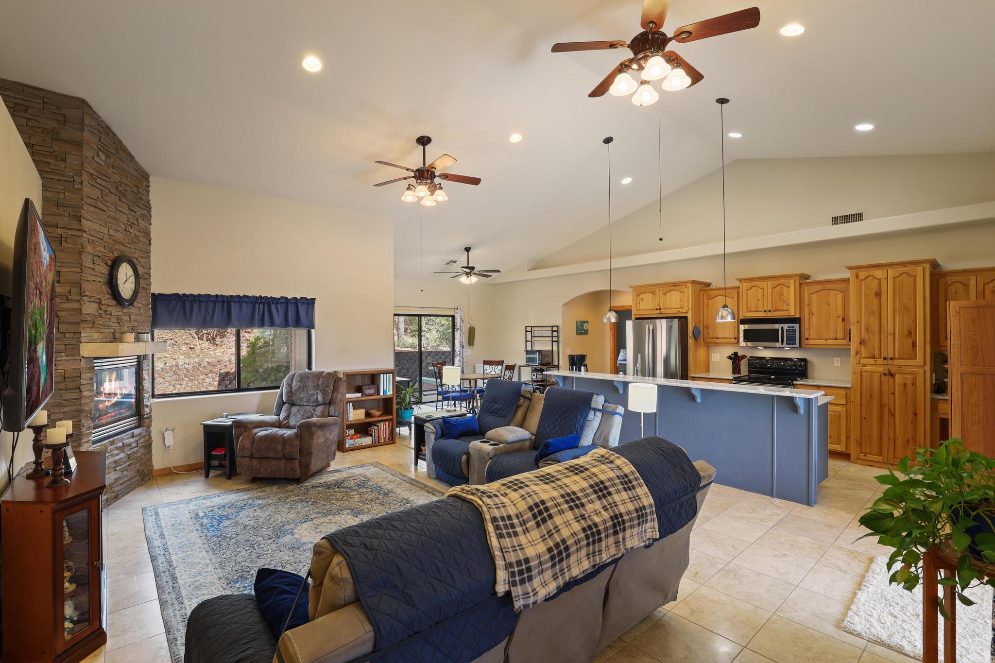 Payson, Arizona, 85541, United States, 3 Bedrooms Bedrooms, ,Residential,For Sale,1729248