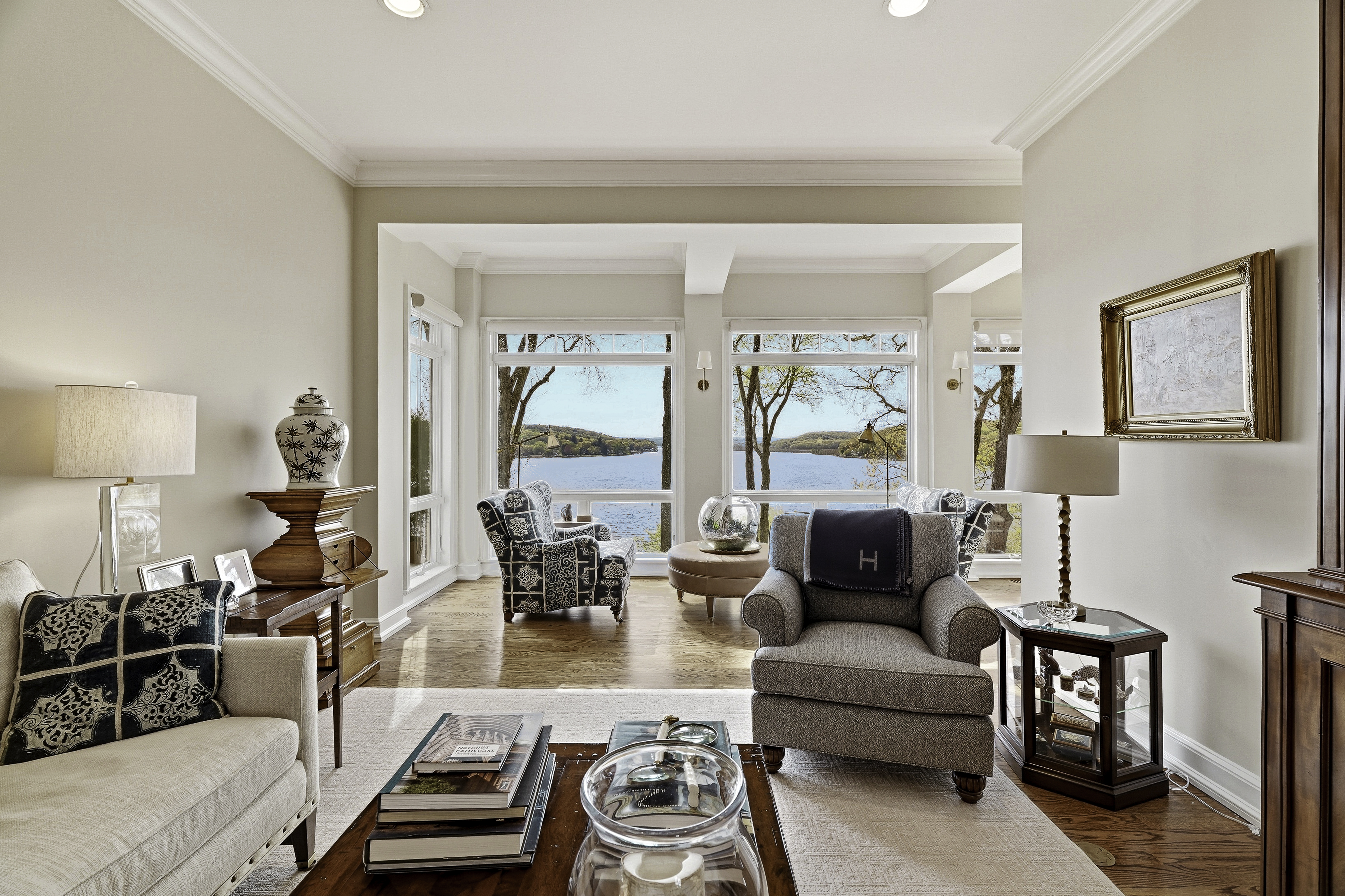 Extraordinary Waterfront Compound Offers Luxury Coastal Living - 物件實景