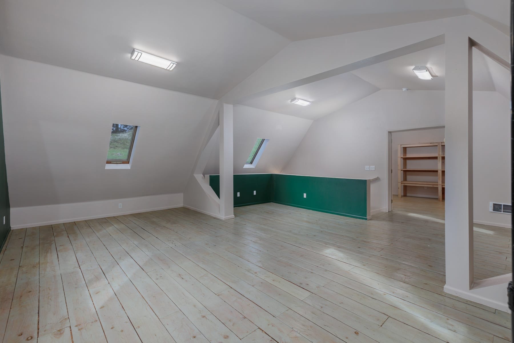  626 N BAYVIEW LOOP Waldport, OR 97394 - 物件實景