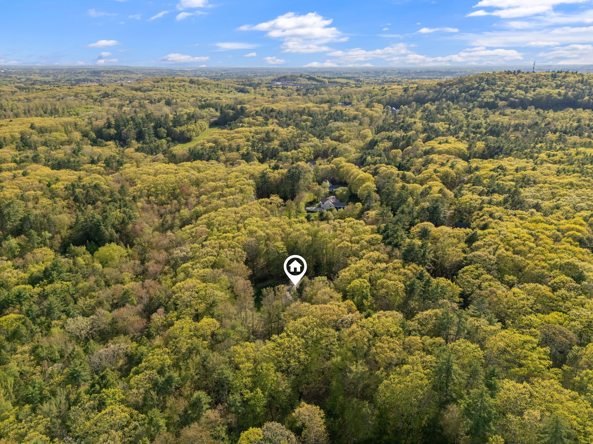 Eliot, Maine, 03903, United States, 3 Bedrooms Bedrooms, ,3 BathroomsBathrooms,Residential,For Sale,1921427