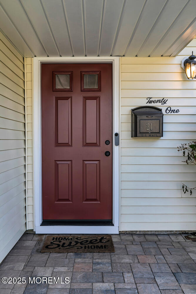 Hazlet, New Jersey, 07730, United States, 3 Bedrooms Bedrooms, ,2 BathroomsBathrooms,Residential,For Sale,1995385