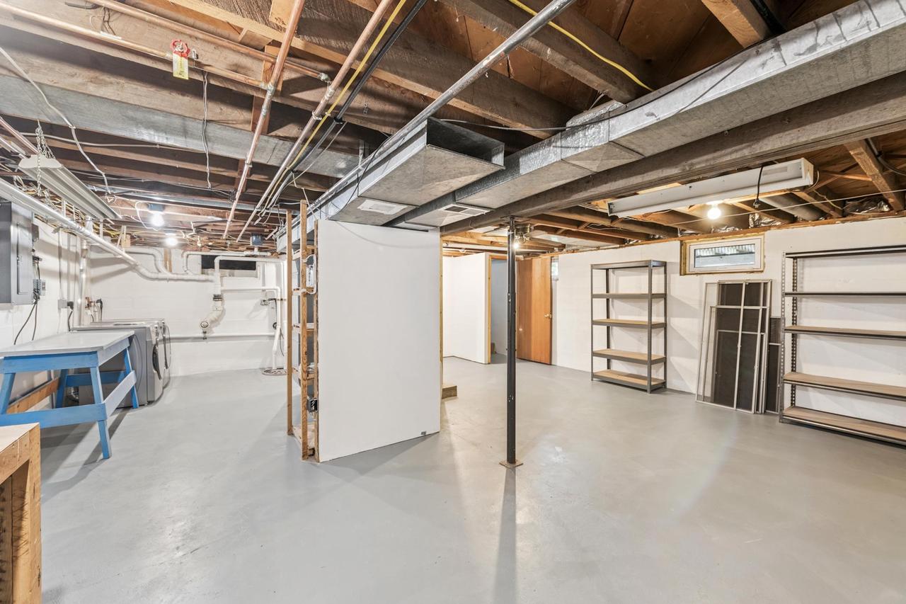 Washburn, Wisconsin, 54891, United States, 3 Bedrooms Bedrooms, ,1 BathroomBathrooms,Residential,For Sale,1960790