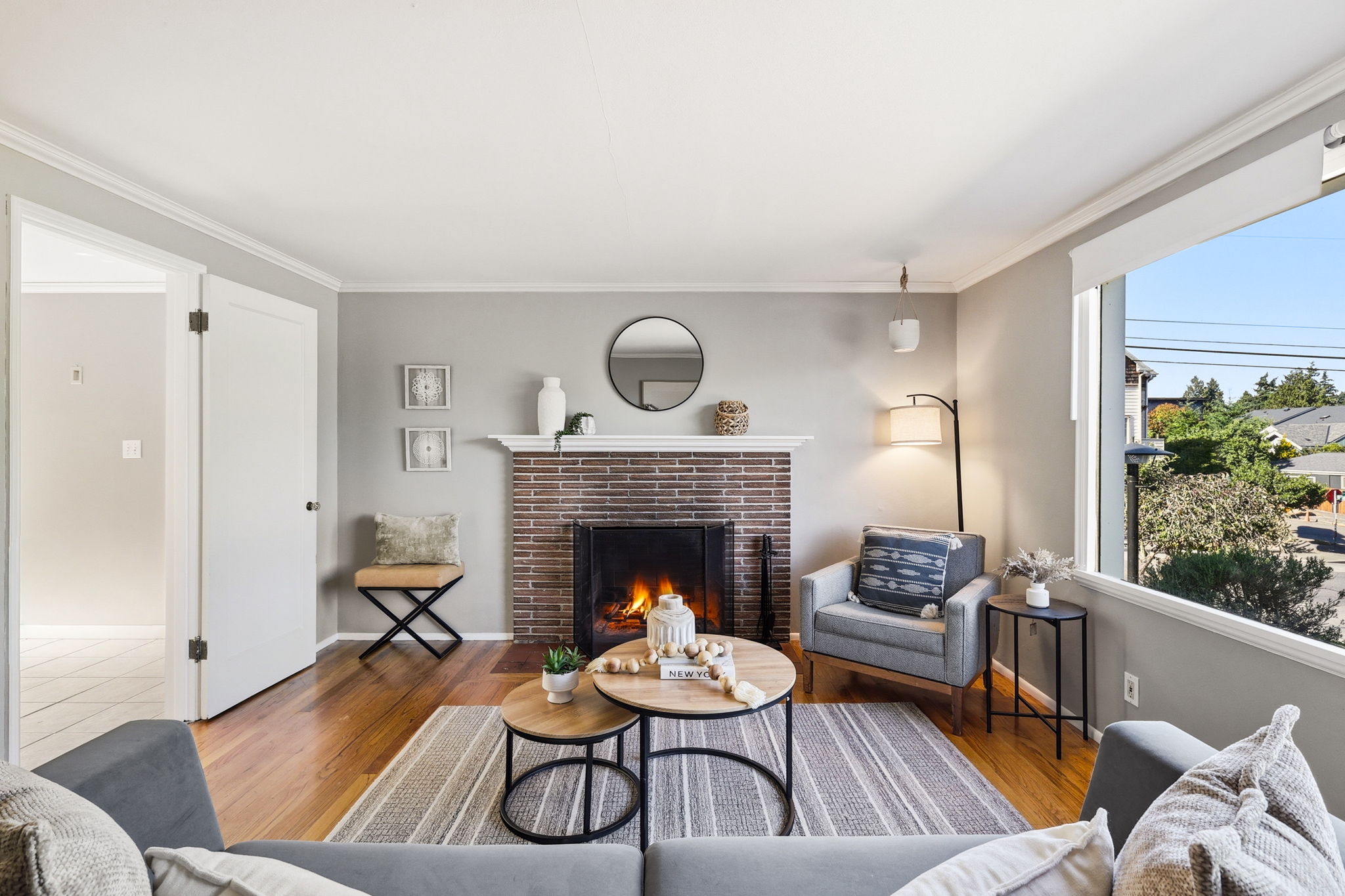  8257 Interlake Ave N, Seattle, WA 98103 - 物件實景