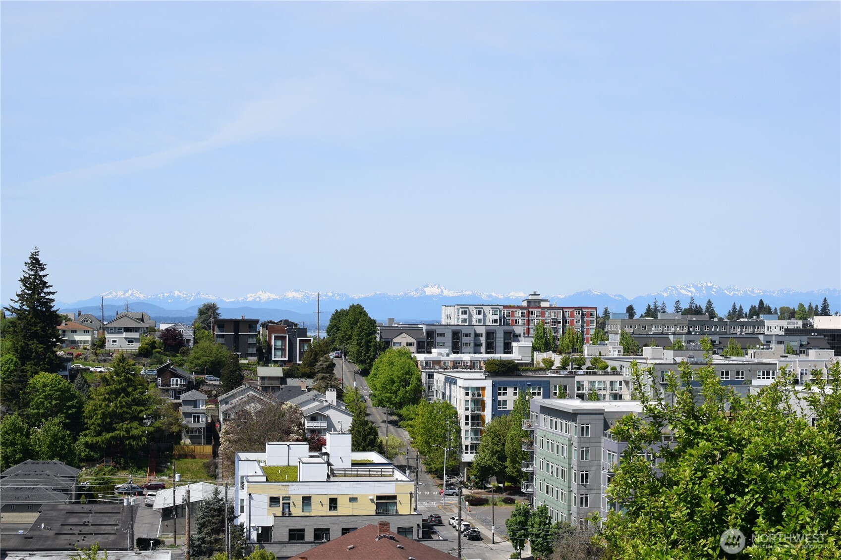 Seattle, Washington, 98126, United States, 4 Bedrooms Bedrooms, ,1 BathroomBathrooms,Residential,For Sale,1810627