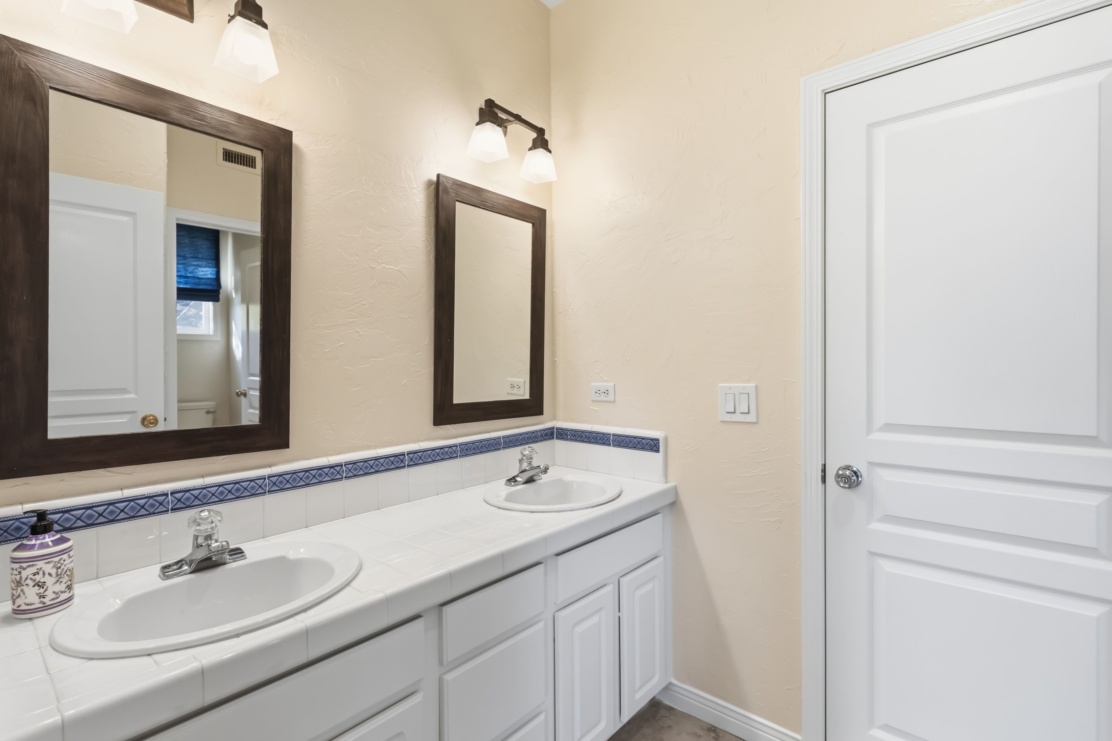  119 Forrester Court, Simi Valley - 物件實景