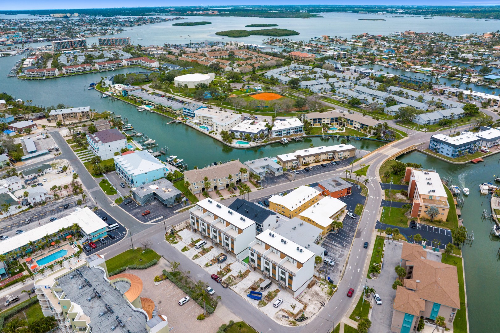 Treasure Island, Florida, 33706, United States, 5 Bedrooms Bedrooms, ,4 BathroomsBathrooms,Residential,For Sale,1888814