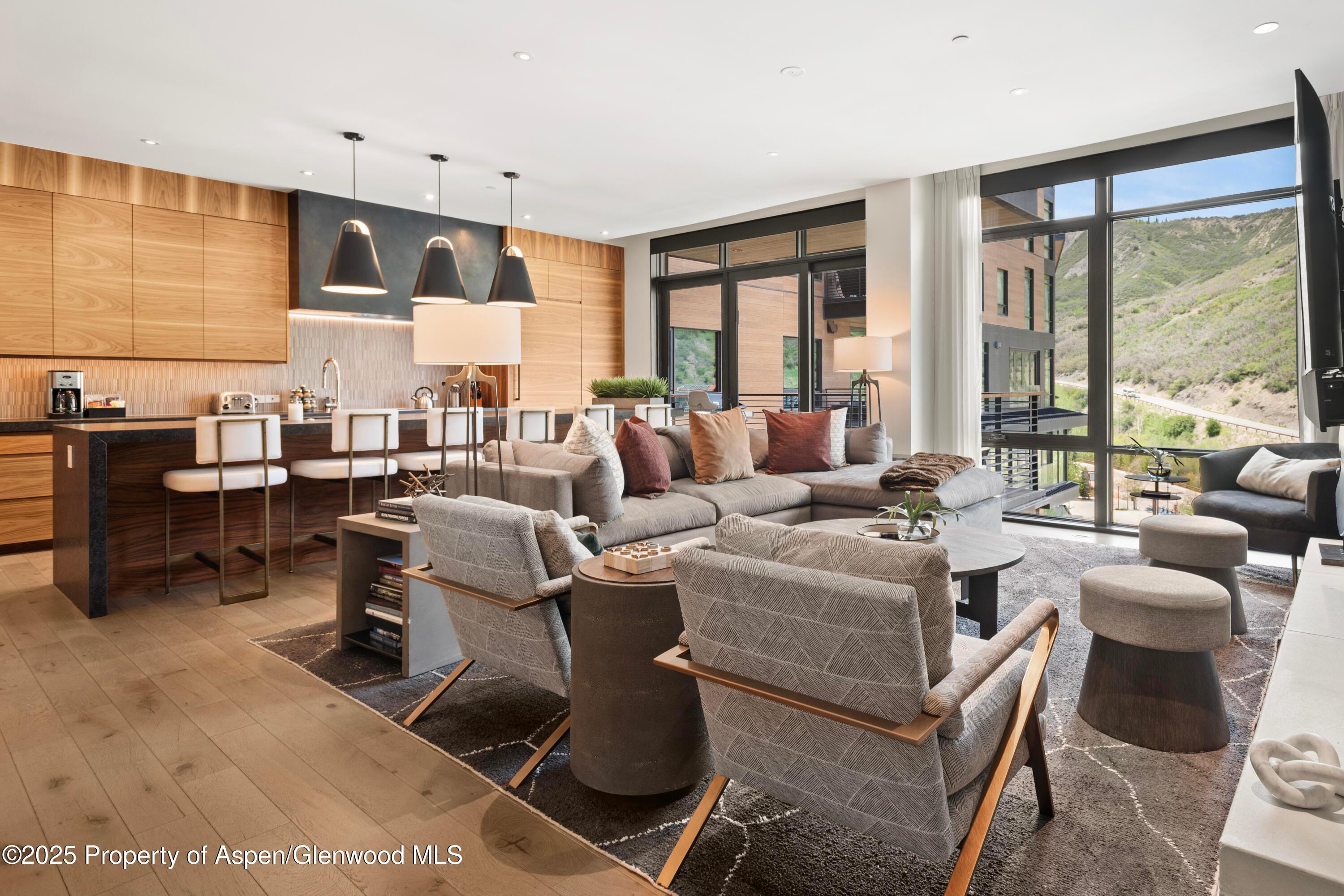 Snowmass Village, Colorado, 81615, United States, 4 Bedrooms Bedrooms, ,4 BathroomsBathrooms,Residential,For Sale,1846573