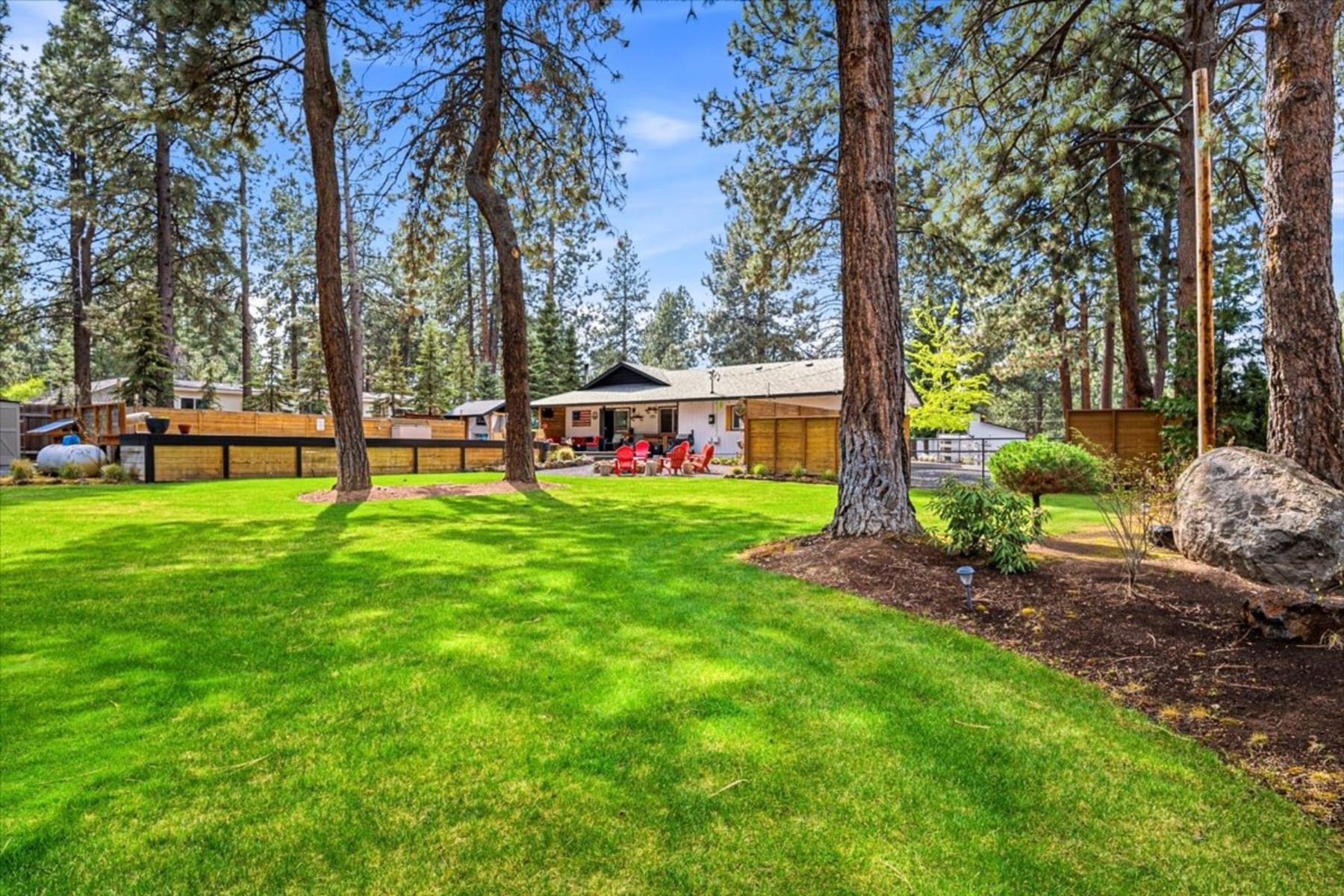  18961 River Woods Drive Bend, OR 97702 - 物件實景