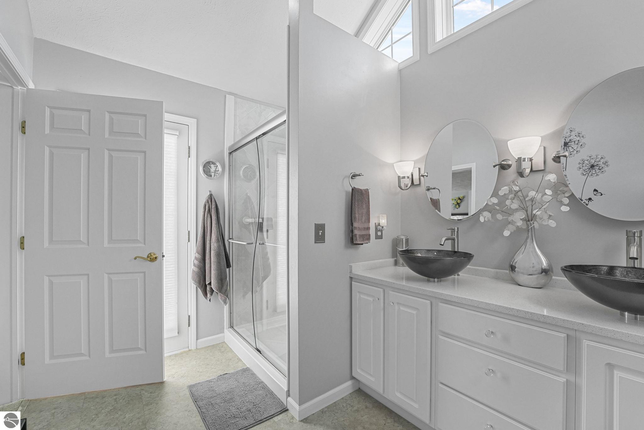 Traverse City, Michigan, 49685, United States, 3 Bedrooms Bedrooms, ,3 BathroomsBathrooms,Residential,For Sale,1943667
